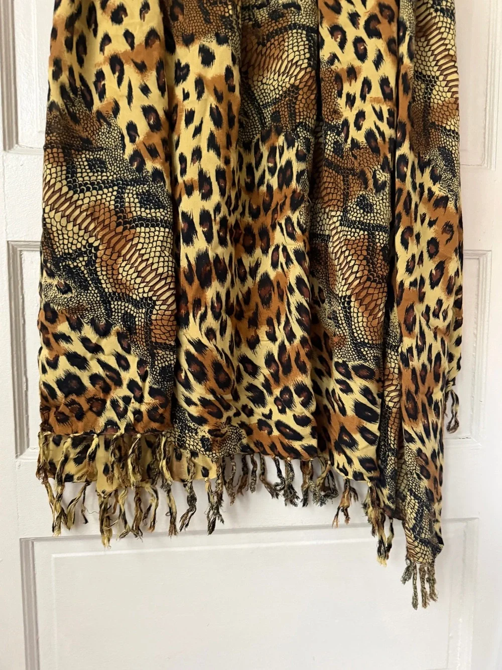 PAREOS, Etc. Leopard Safari Print Scarf Sarong Swim Cover Up Beach Vacation